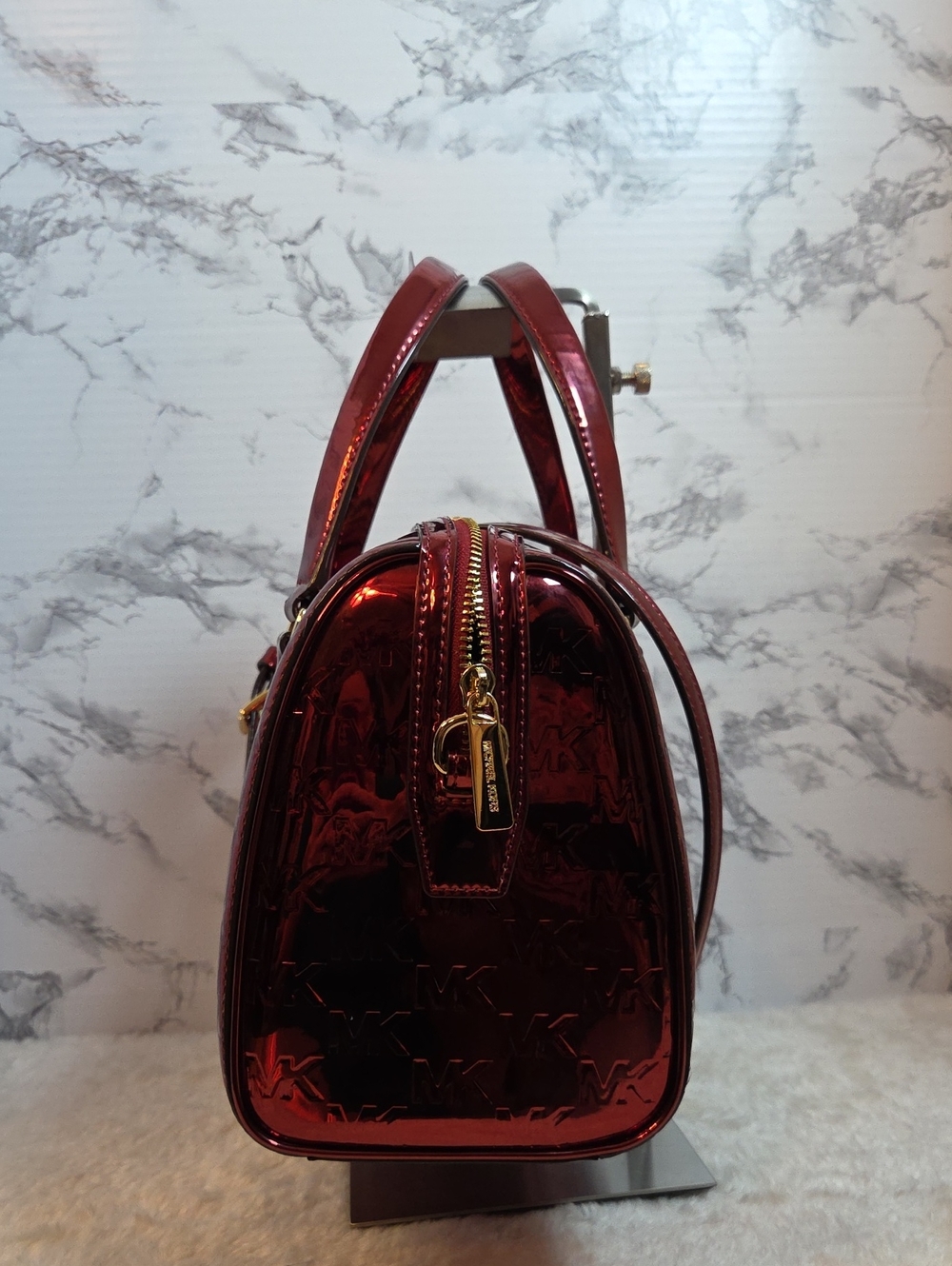 MICHAEL KORS Jet Set Medium Metallic Logo Debossed Duffle/Satchel Cherry NWT - Picture 4 of 10
